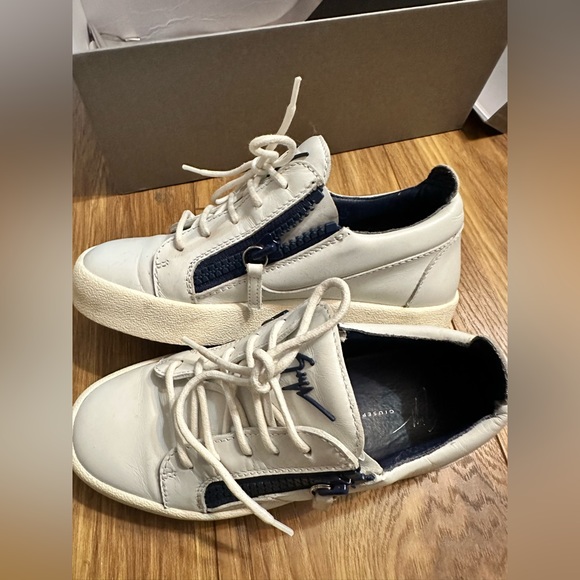 Giuseppe Zanotti Sneakers EU 37.5 - Picture 3 of 7